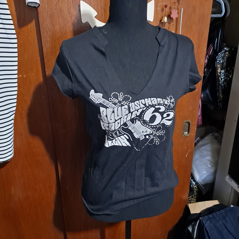Tee-shirt - Picture 3 of 3